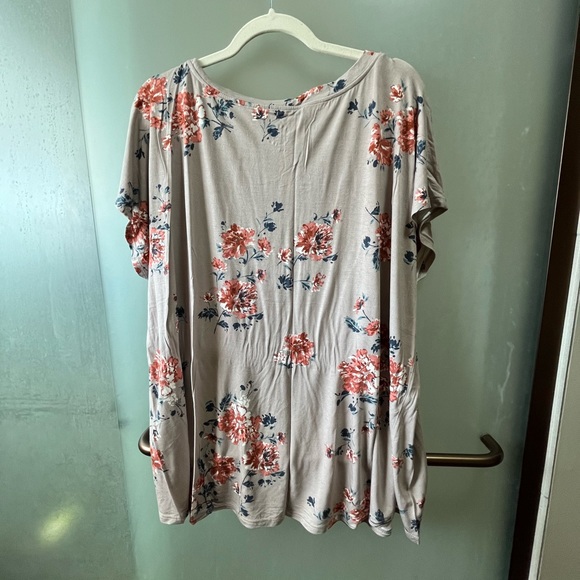 Maurices 2X tee - Picture 2 of 3